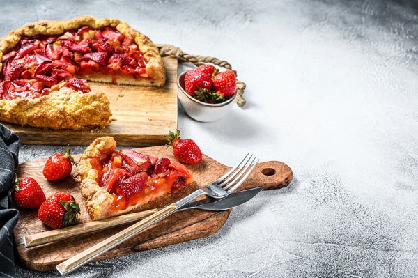 Comment préparer une tarte aux poires avec une pâte sablée maison?
